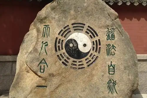 异地他乡，如何为远方亲人申请超度法事？