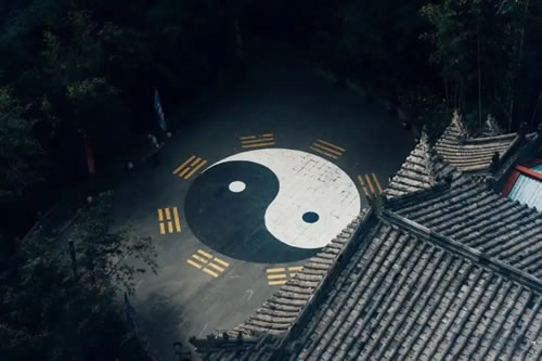 “炼度”的奥秘：道家如何以纯阳之气化去阴浊之魂